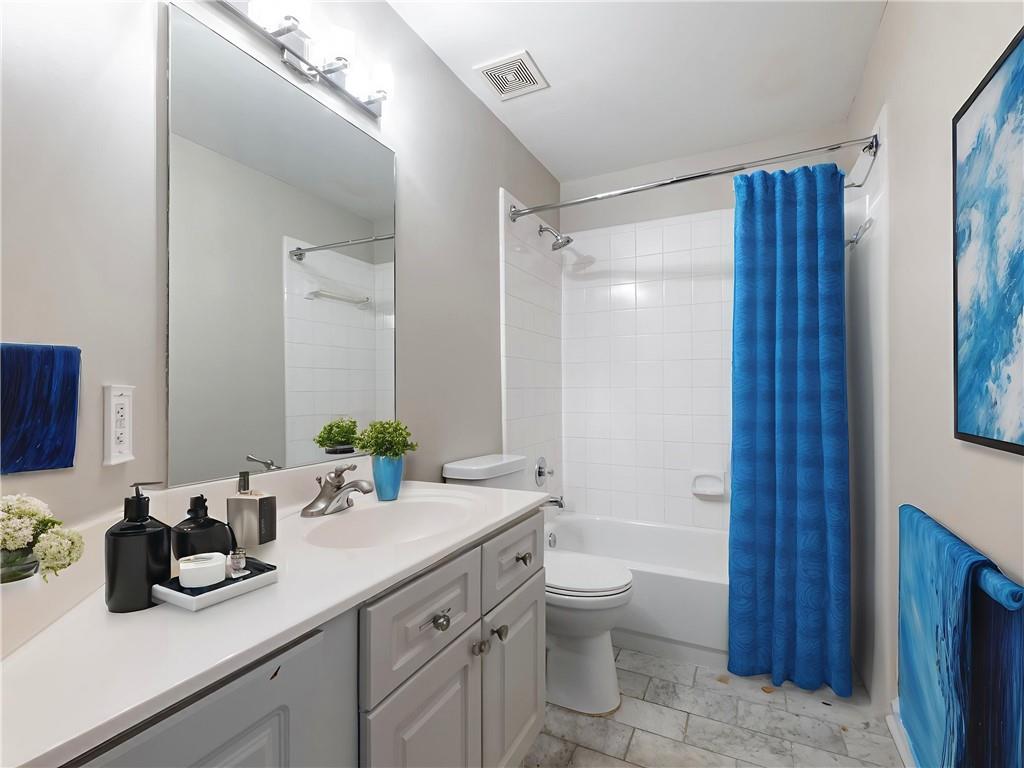 2348 Logan Circle NE