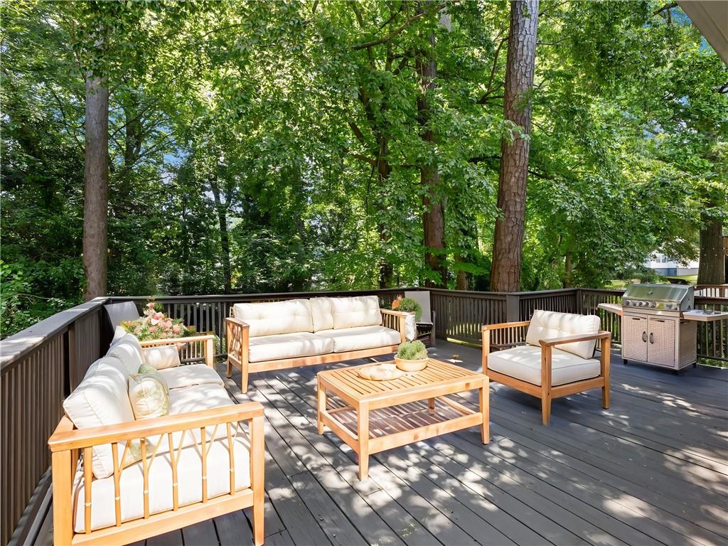2348 Logan Circle NE