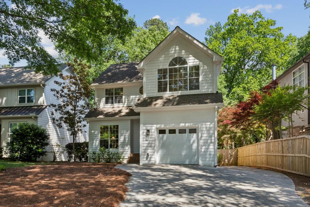 2433 Oostanaula Drive NE