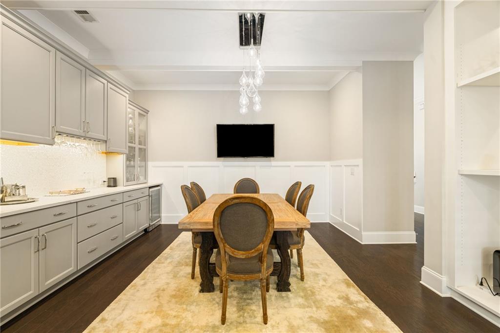 555 Verismo Way
