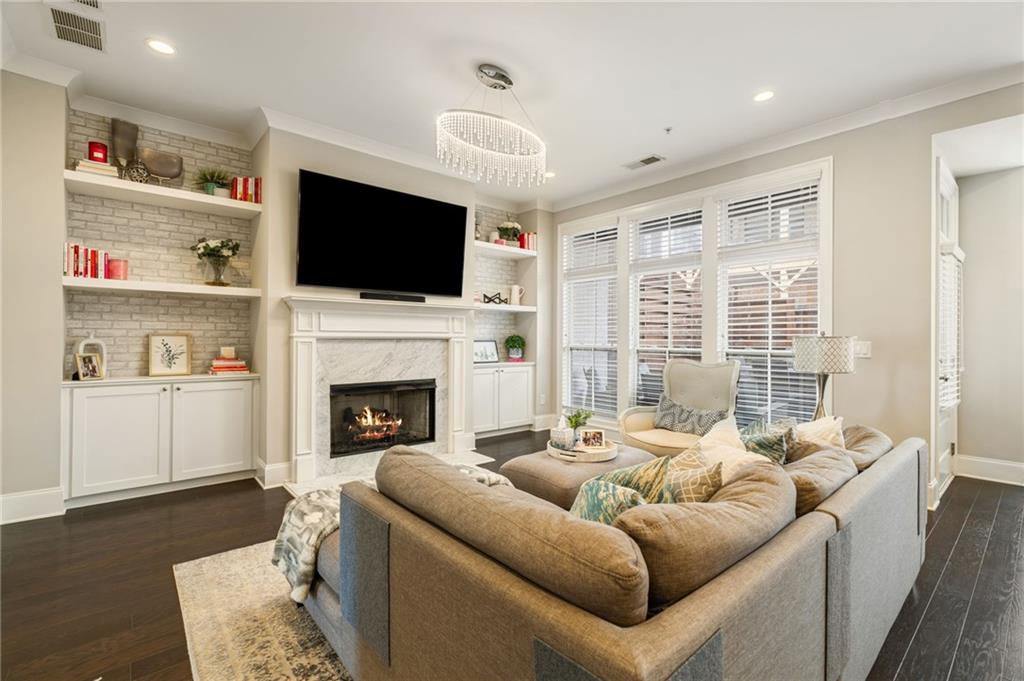 555 Verismo Way