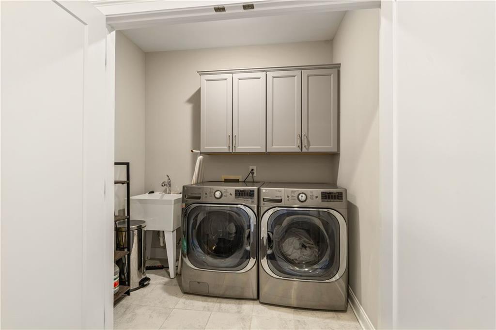 555 Verismo Way