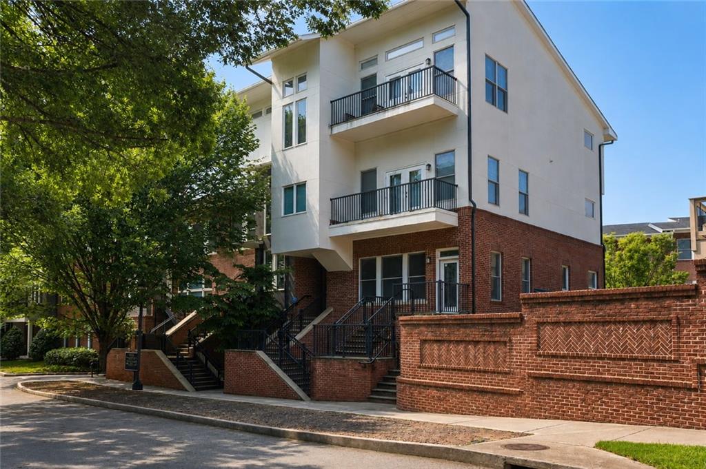 745 Fountainhead Lane NE Unit 111