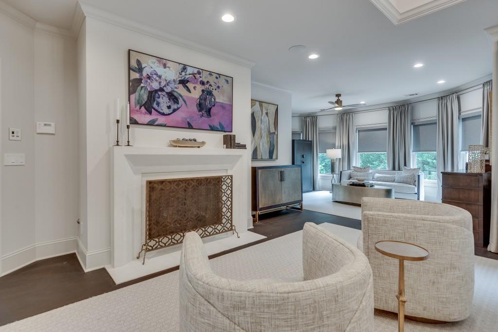 2494 Oak Grove Estates NE