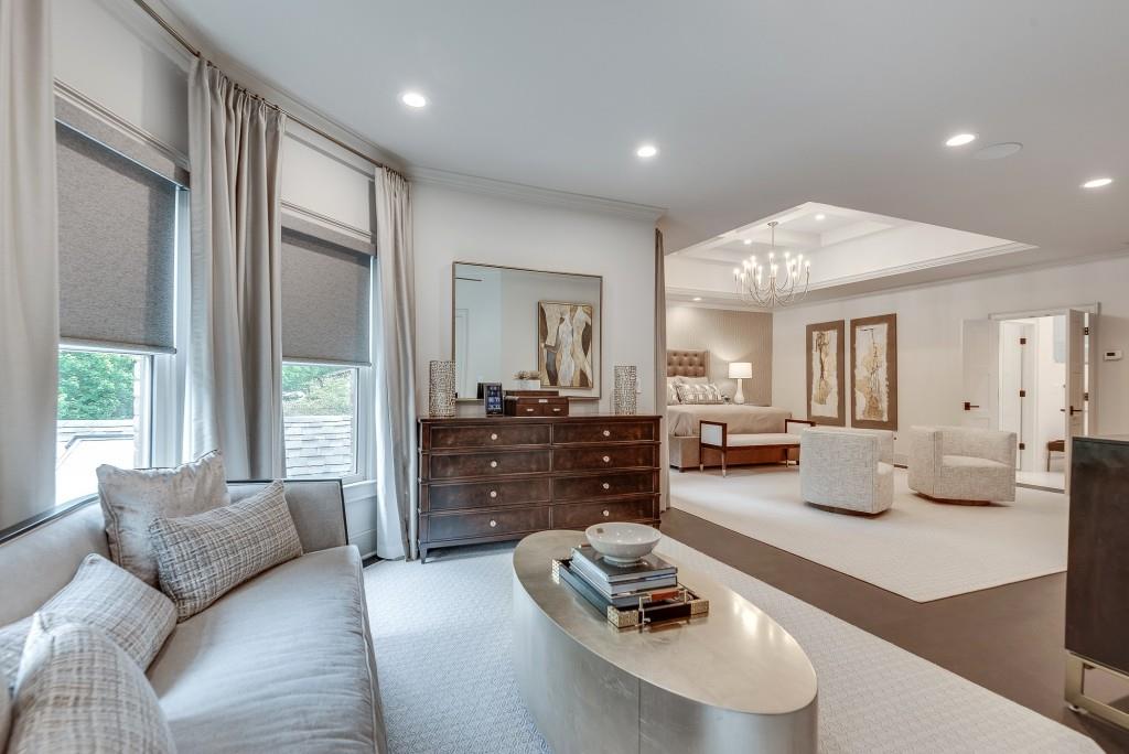 2494 Oak Grove Estates NE