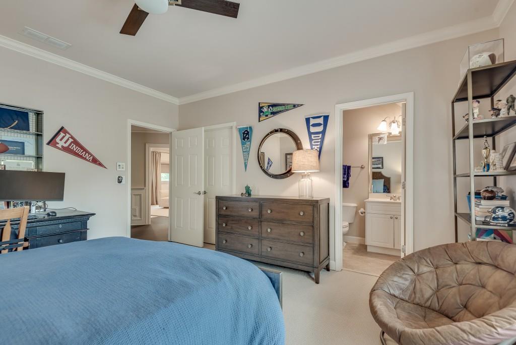 2494 Oak Grove Estates NE