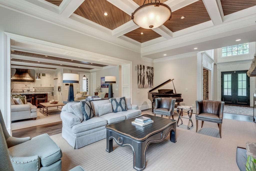 2494 Oak Grove Estates NE
