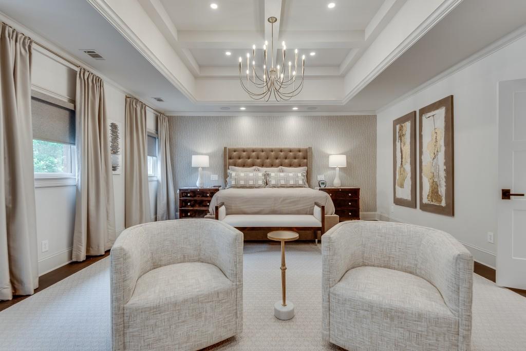 2494 Oak Grove Estates NE