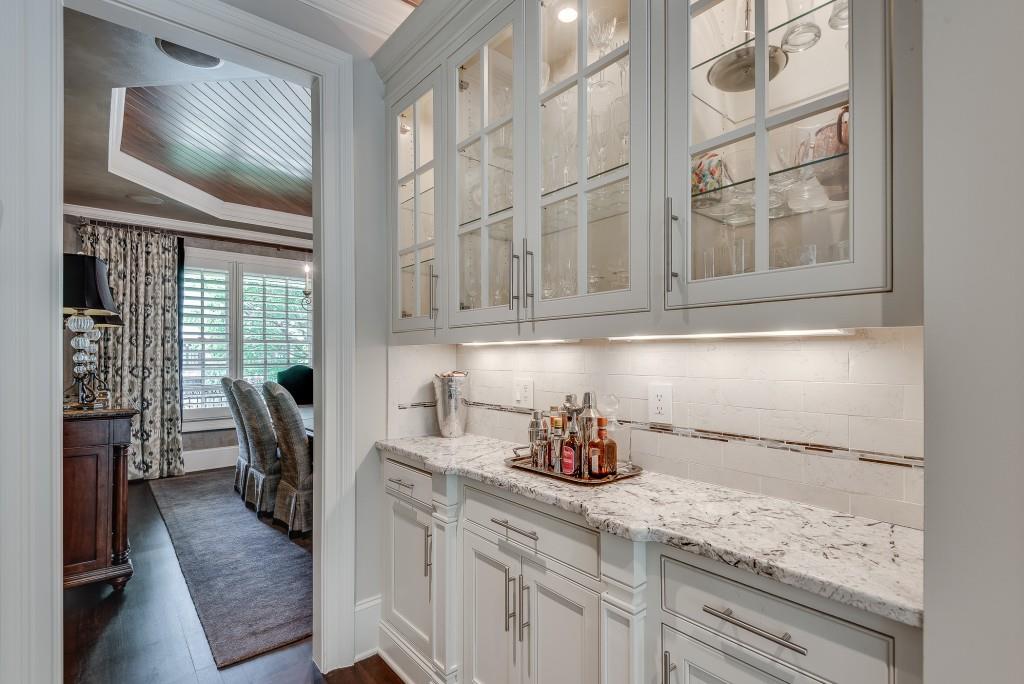 2494 Oak Grove Estates NE