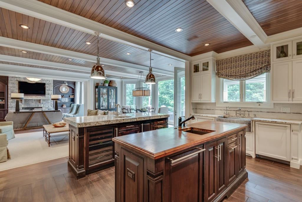 2494 Oak Grove Estates NE