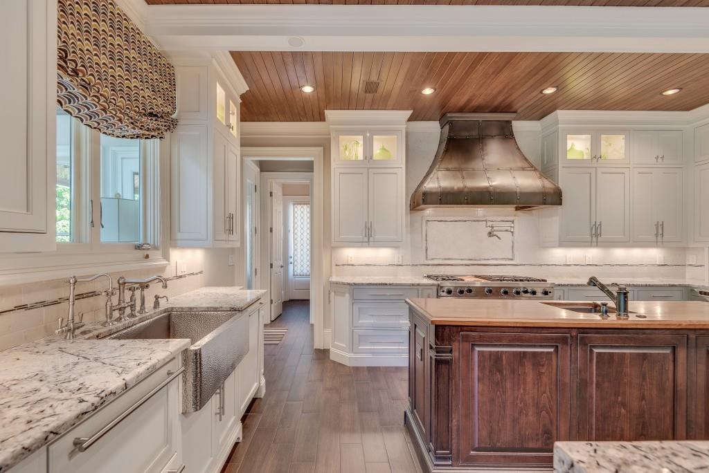 2494 Oak Grove Estates NE