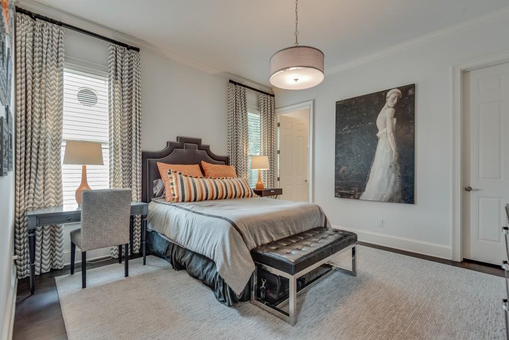 2494 Oak Grove Estates NE
