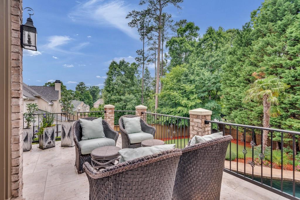 2494 Oak Grove Estates NE