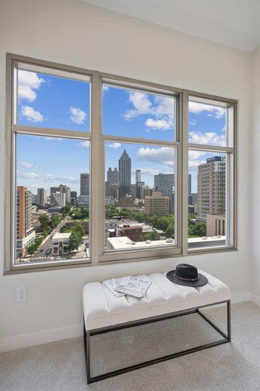 565 Peachtree Street NE Unit 1610