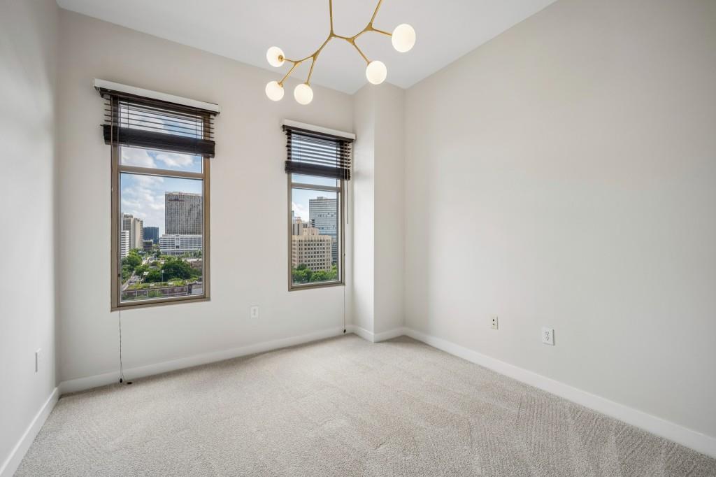 565 Peachtree Street NE Unit 1610