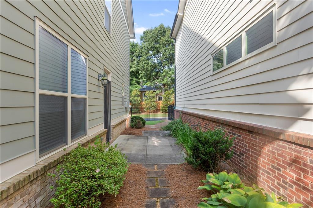 2690 Telfair Drive SE