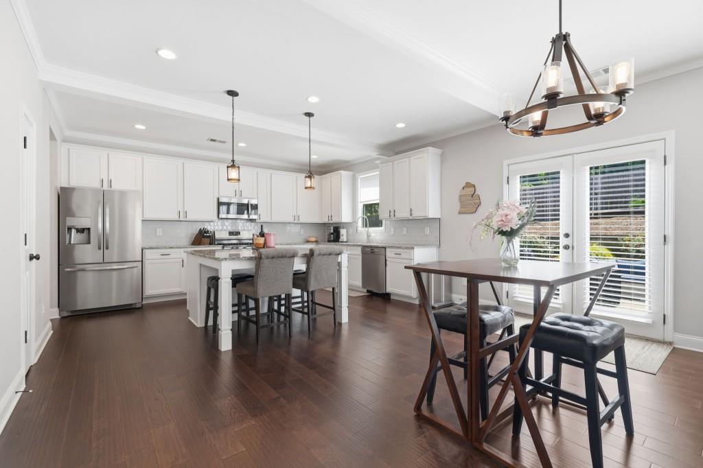2085 Sparrowhawk Court