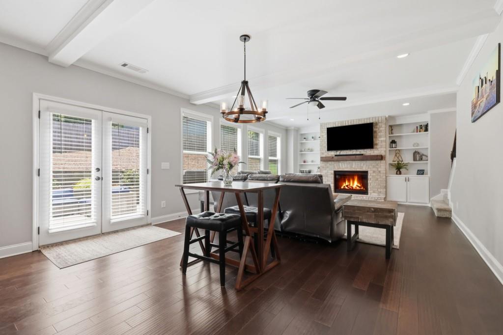 2085 Sparrowhawk Court