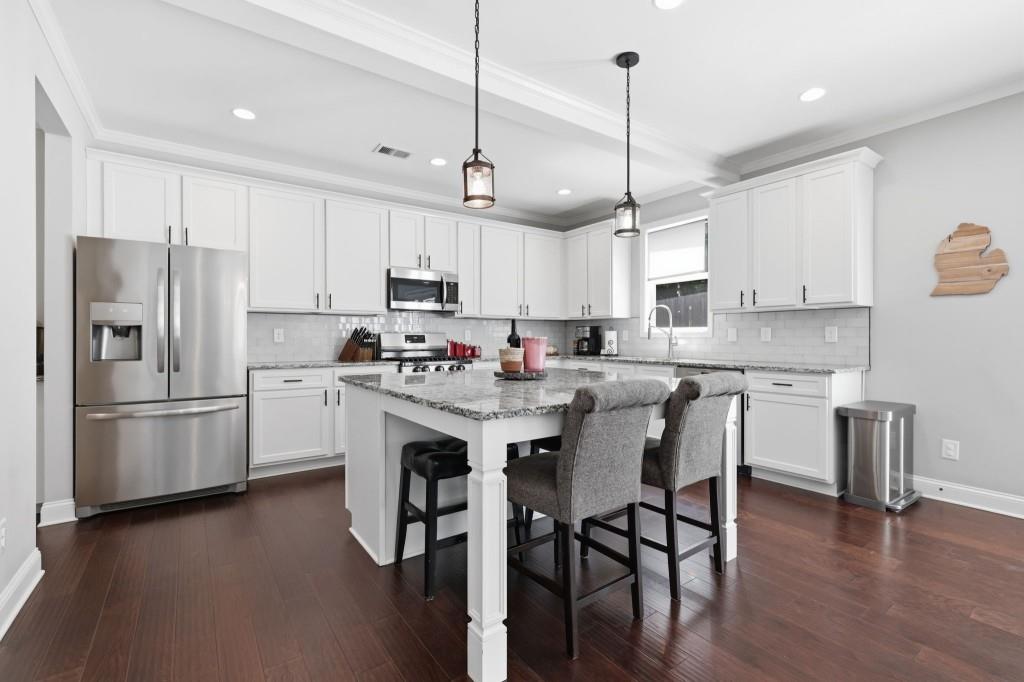 2085 Sparrowhawk Court