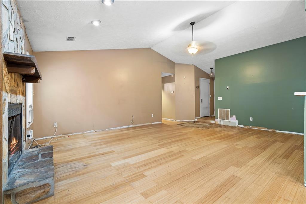 1406 River Landing Way