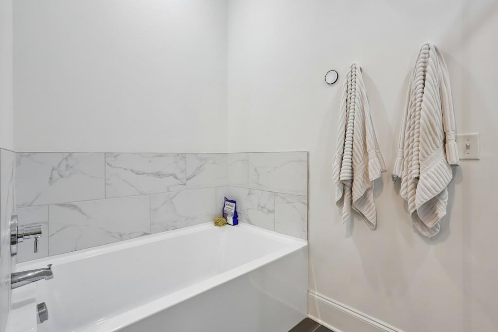 625 Piedmont Avenue NE Unit 3025