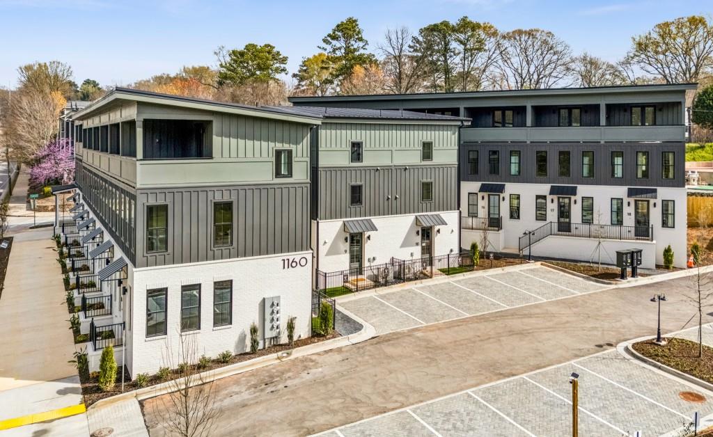 1160 Boulevard SE Unit 10