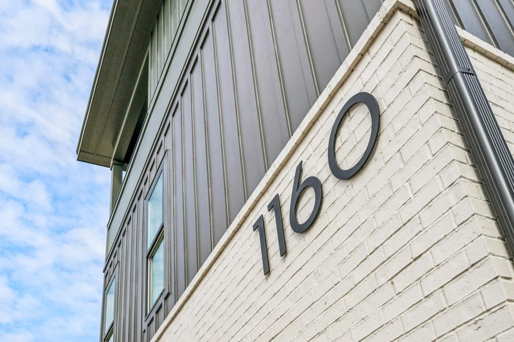 1160 Boulevard SE Unit 1