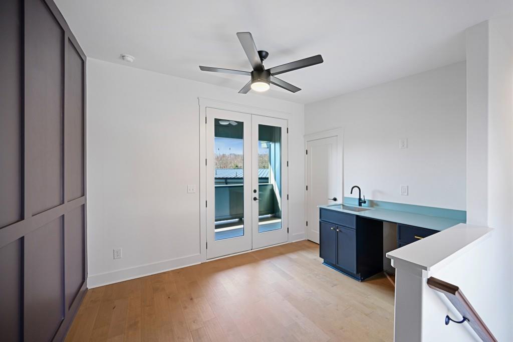 1160 Boulevard SE Unit 1