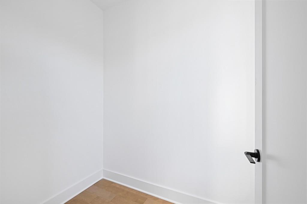 1160 Boulevard SE Unit 1