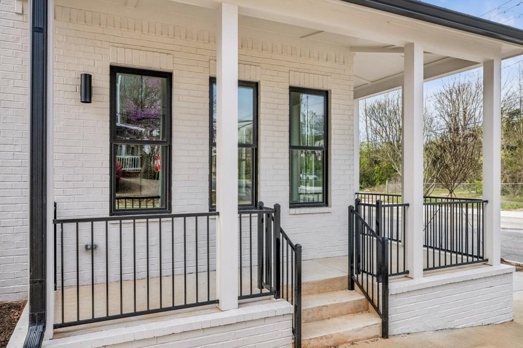 1160 Boulevard SE Unit 1