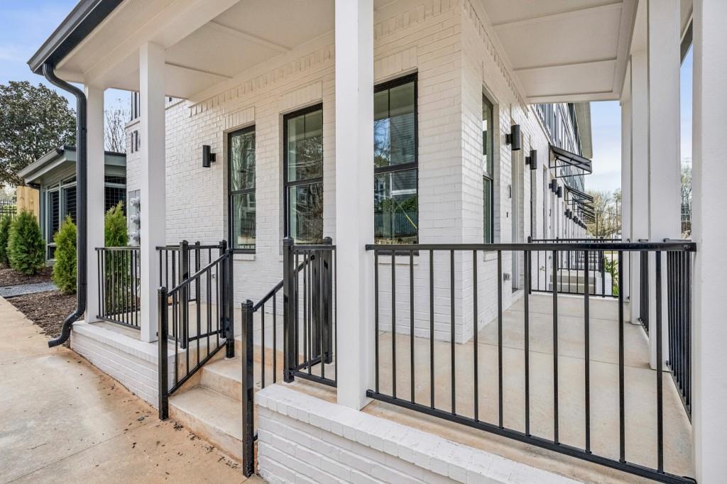 1160 Boulevard SE Unit 1