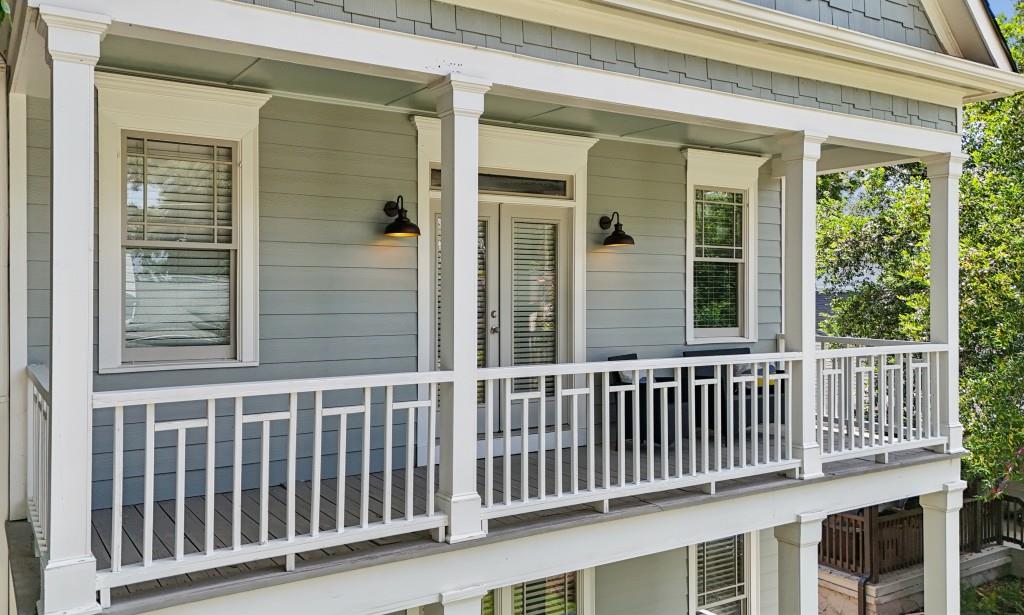 98 2nd Avenue SE