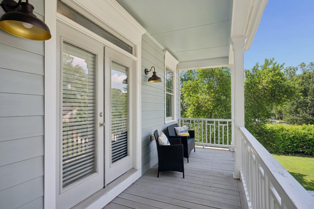 98 2nd Avenue SE
