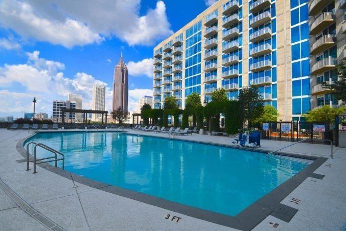 400 W Peachtree Street NW Unit 1812
