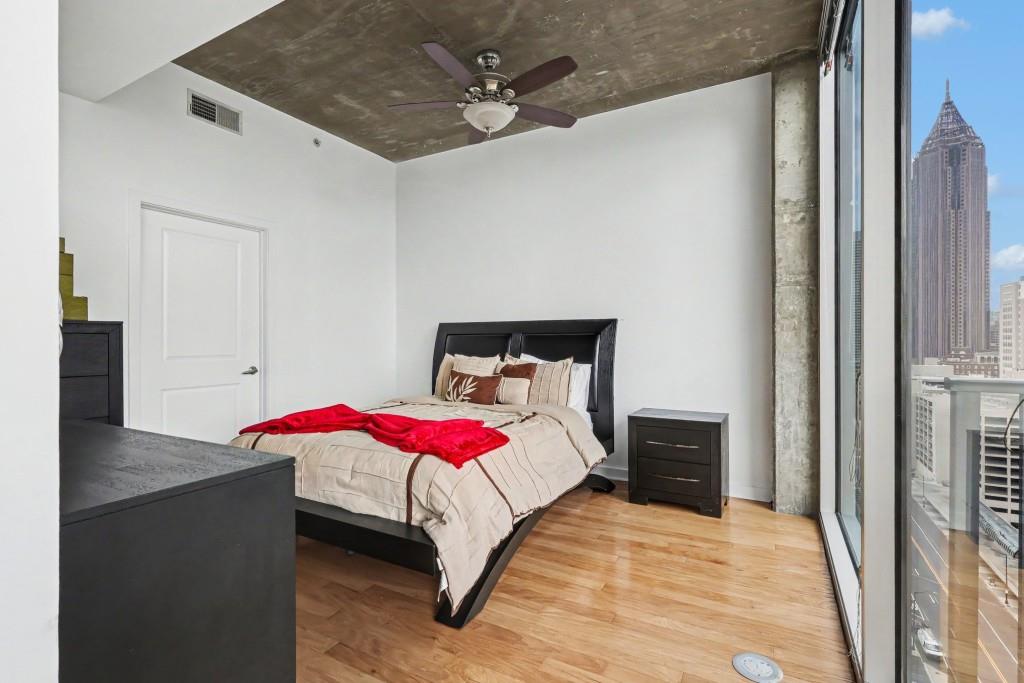 400 W Peachtree Street NW Unit 1812