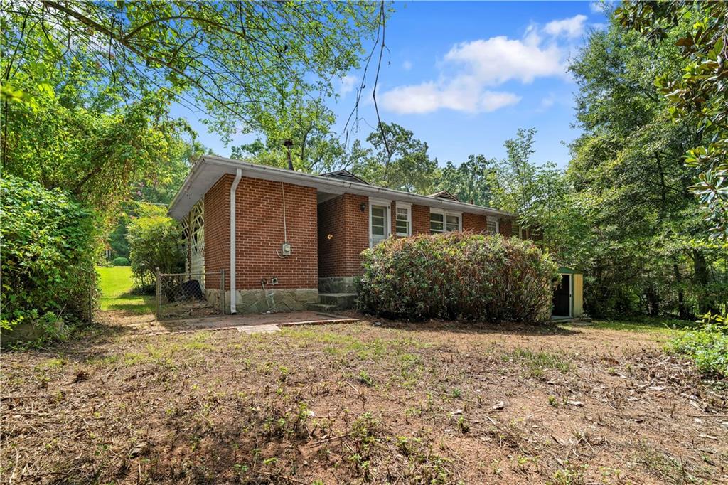 2592 Woodridge Drive