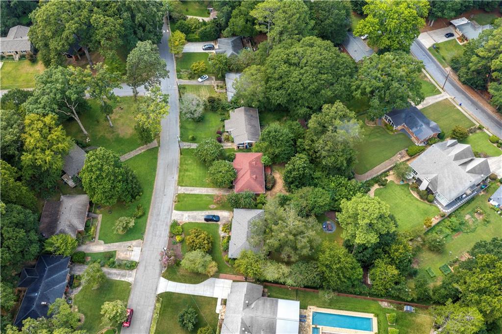 2592 Woodridge Drive