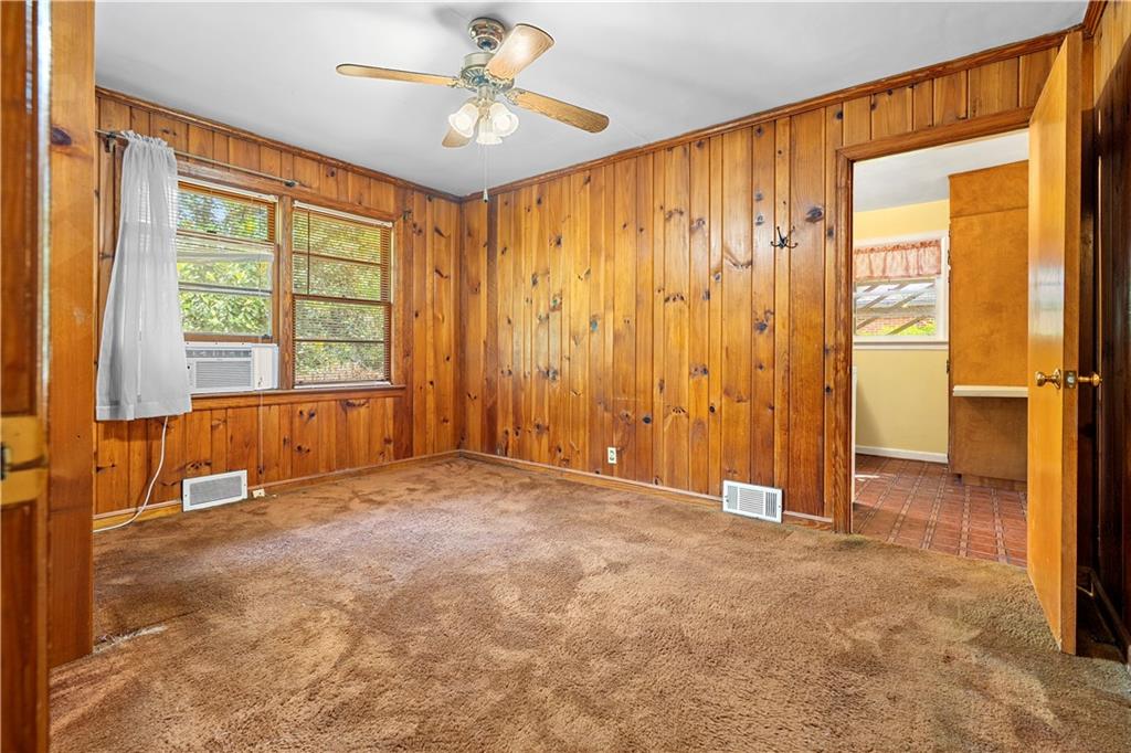2592 Woodridge Drive