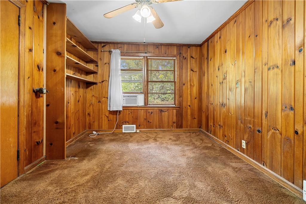2592 Woodridge Drive