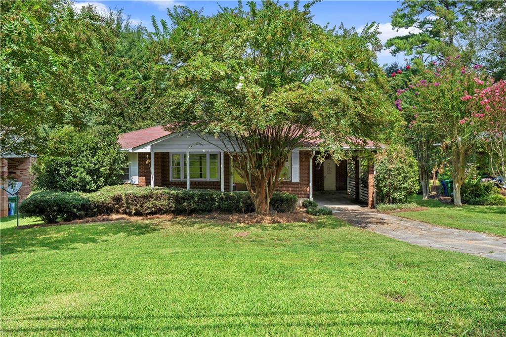 2592 Woodridge Drive