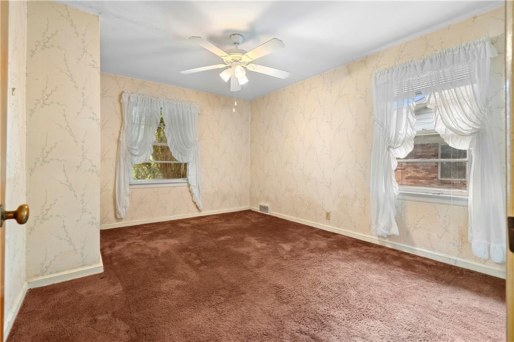 2592 Woodridge Drive