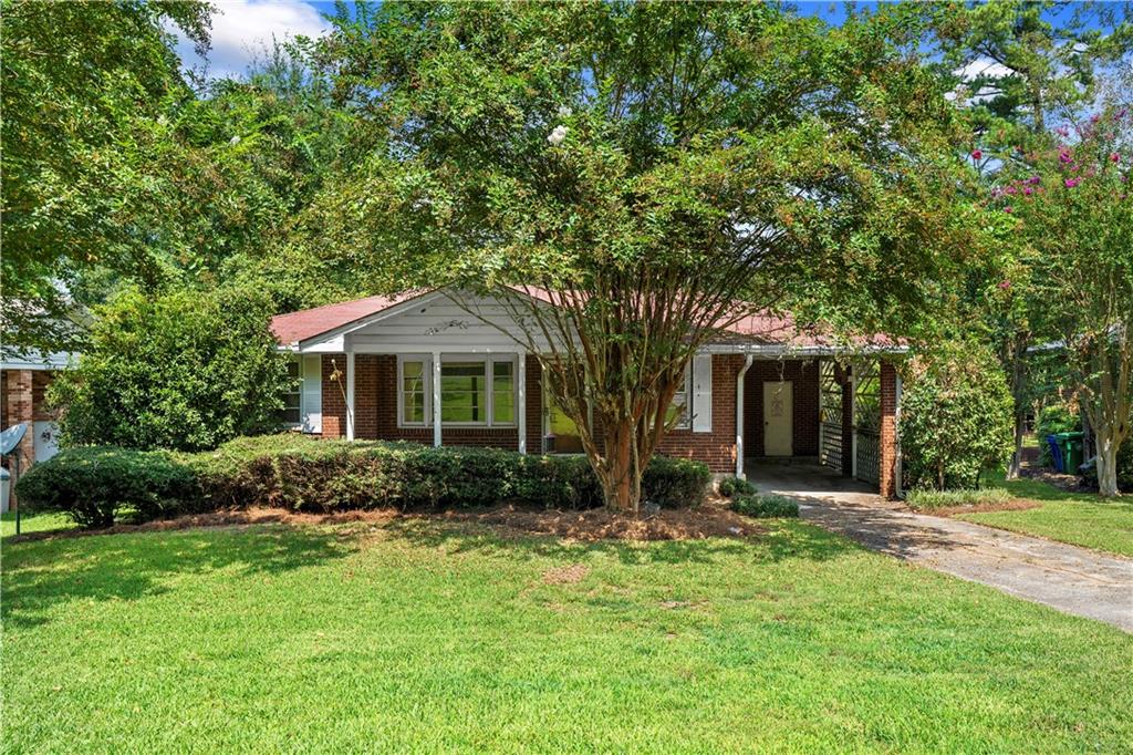2592 Woodridge Drive