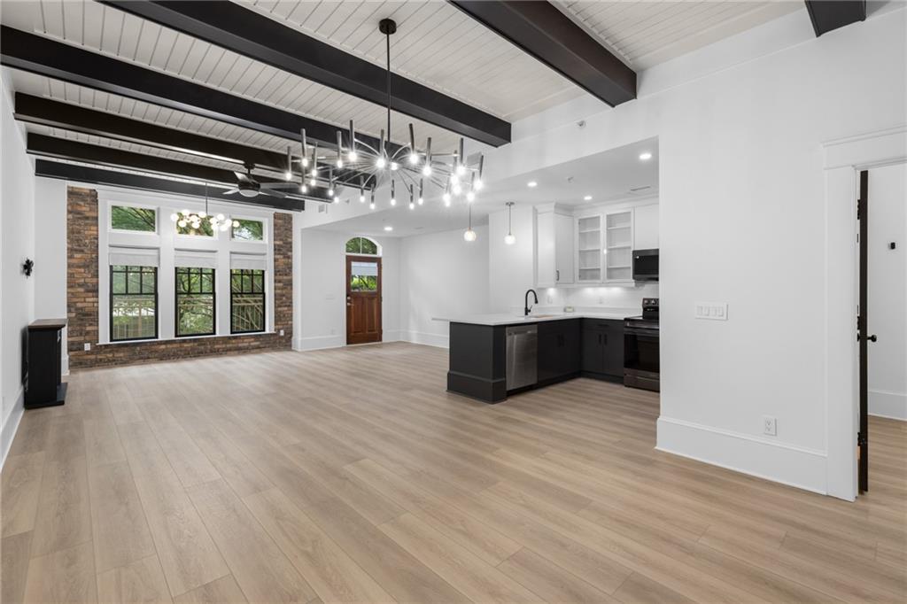 1834 Gordon Manor NE