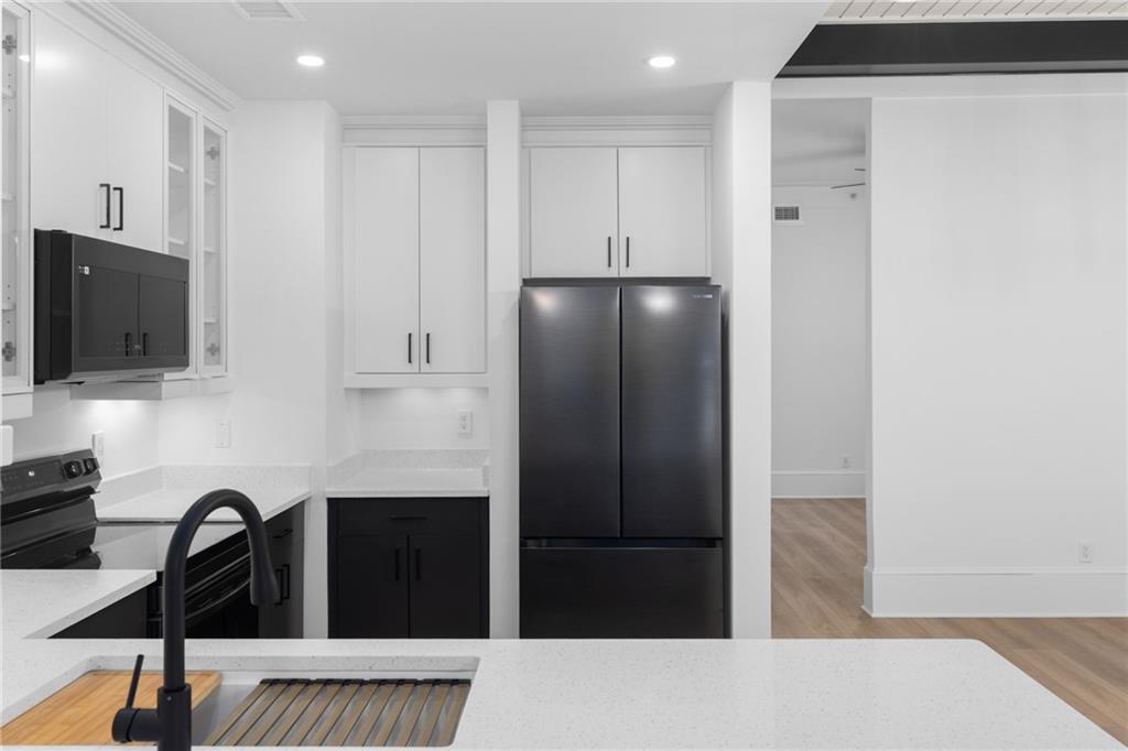 1834 Gordon Manor NE