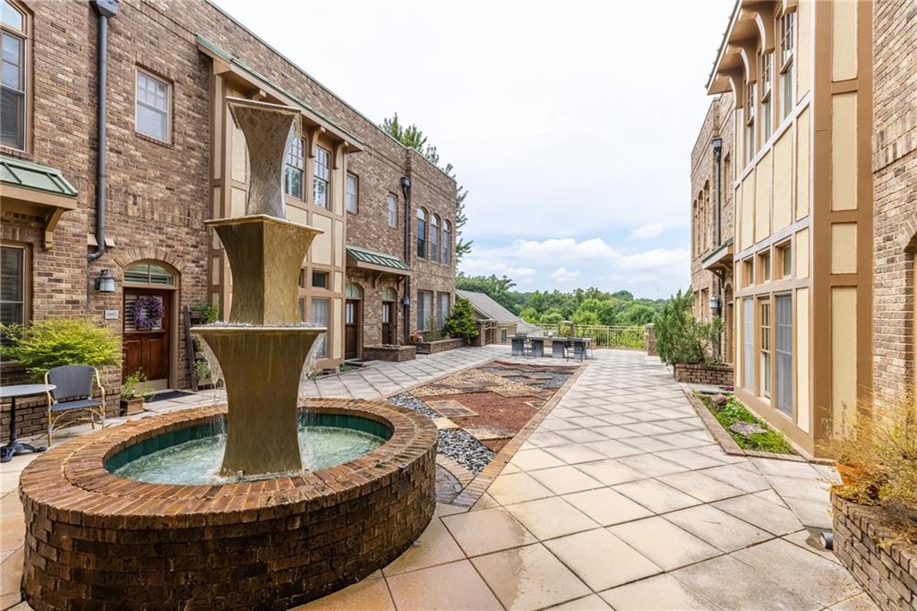 1834 Gordon Manor NE