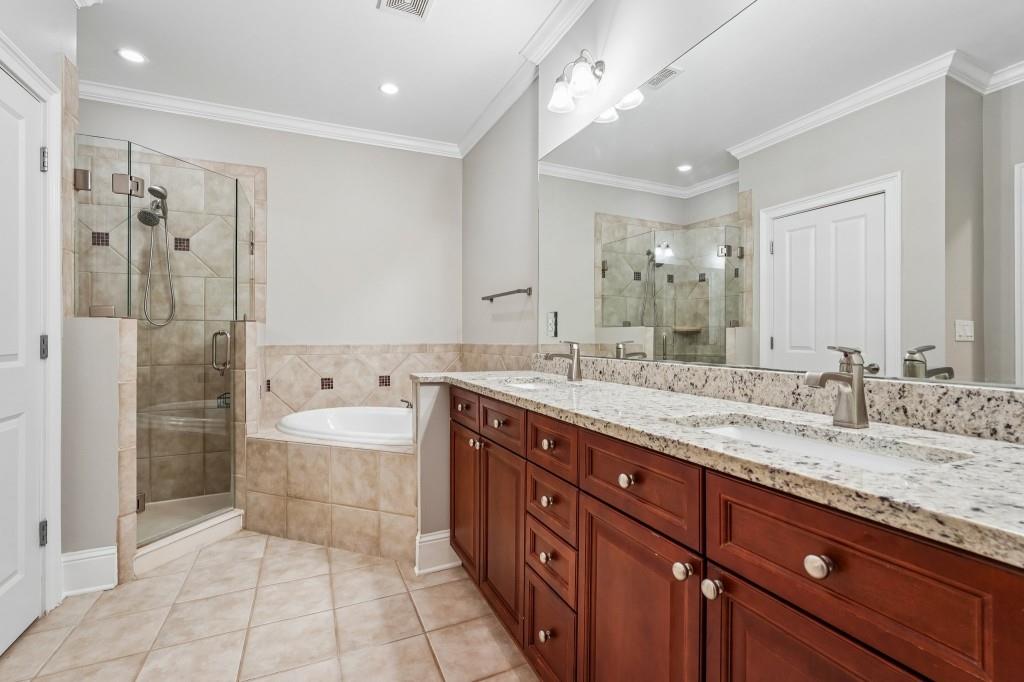 3709 Ashford Creek Hill NE