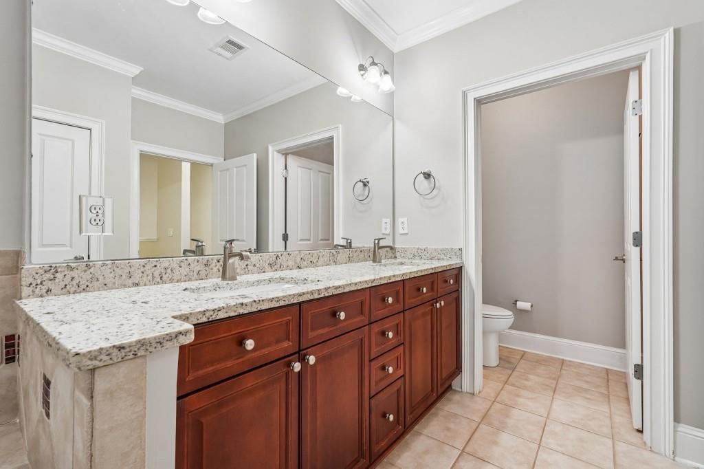 3709 Ashford Creek Hill NE