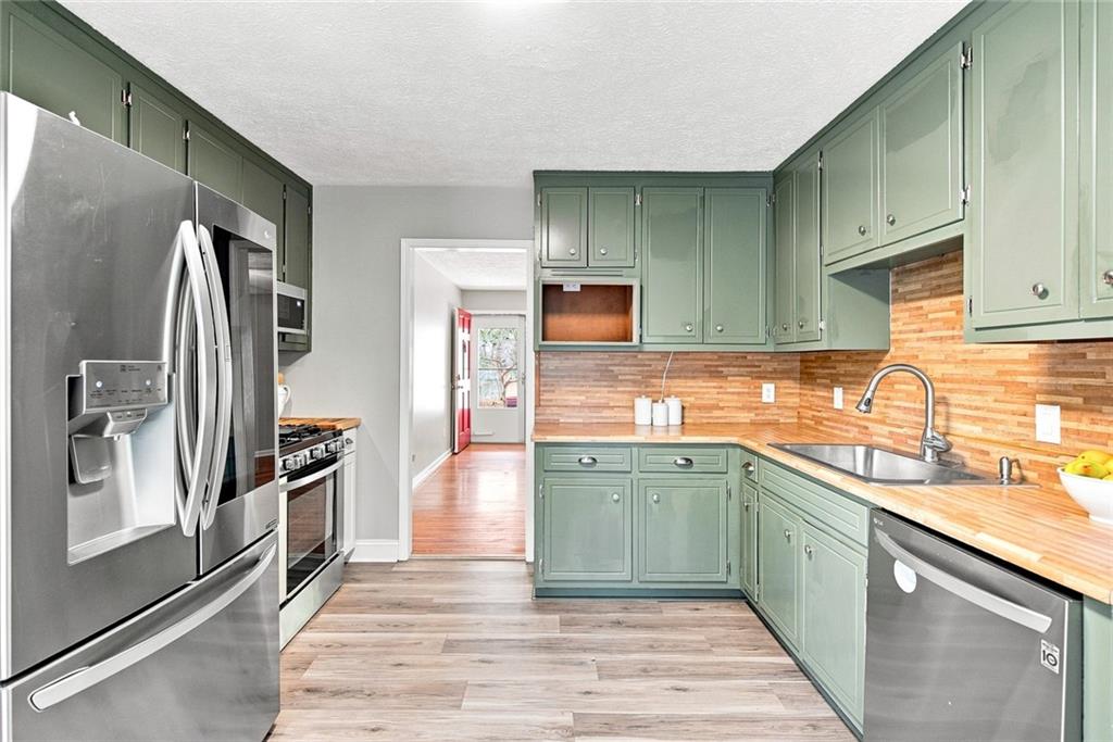 137 Village Court