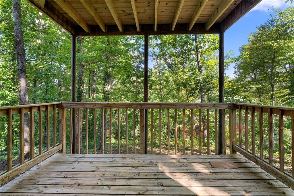 182 Shallow Ridge Lane NE
