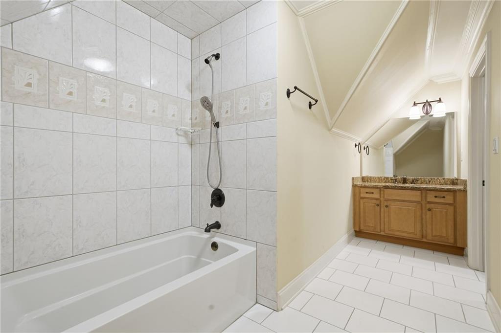 6295 Windward Parkway